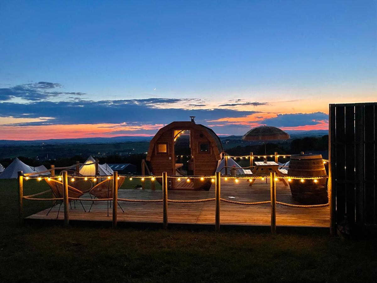 Deerstone Glamping-Pinhaw Beacon Dome Hot Tub Otel Earby Dış mekan fotoğraf
