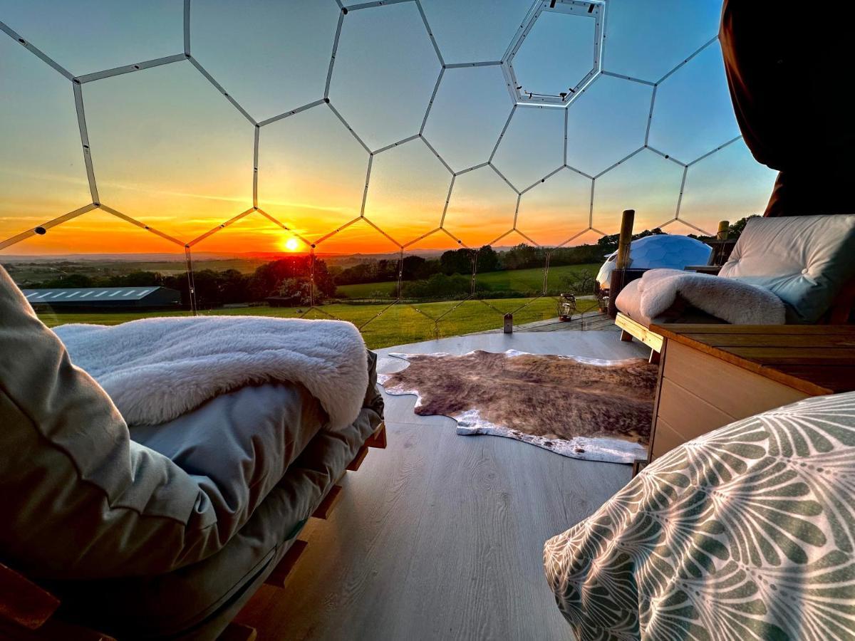 Deerstone Glamping-Pinhaw Beacon Dome Hot Tub Otel Earby Dış mekan fotoğraf