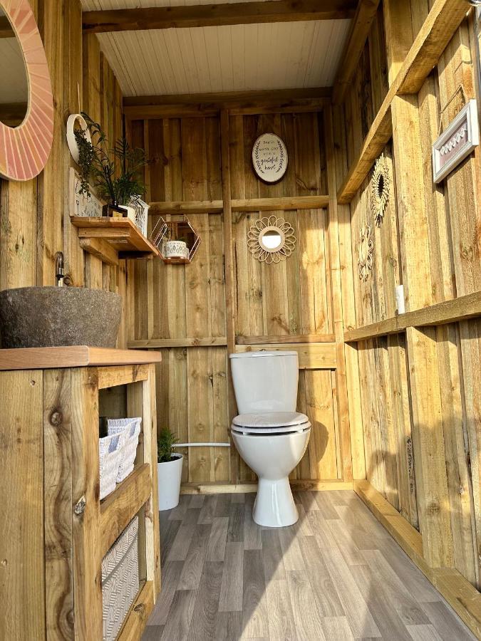 Deerstone Glamping-Pinhaw Beacon Dome Hot Tub Otel Earby Dış mekan fotoğraf