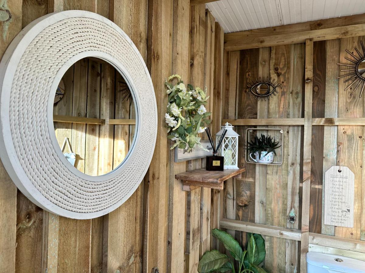 Deerstone Glamping-Pinhaw Beacon Dome Hot Tub Otel Earby Dış mekan fotoğraf