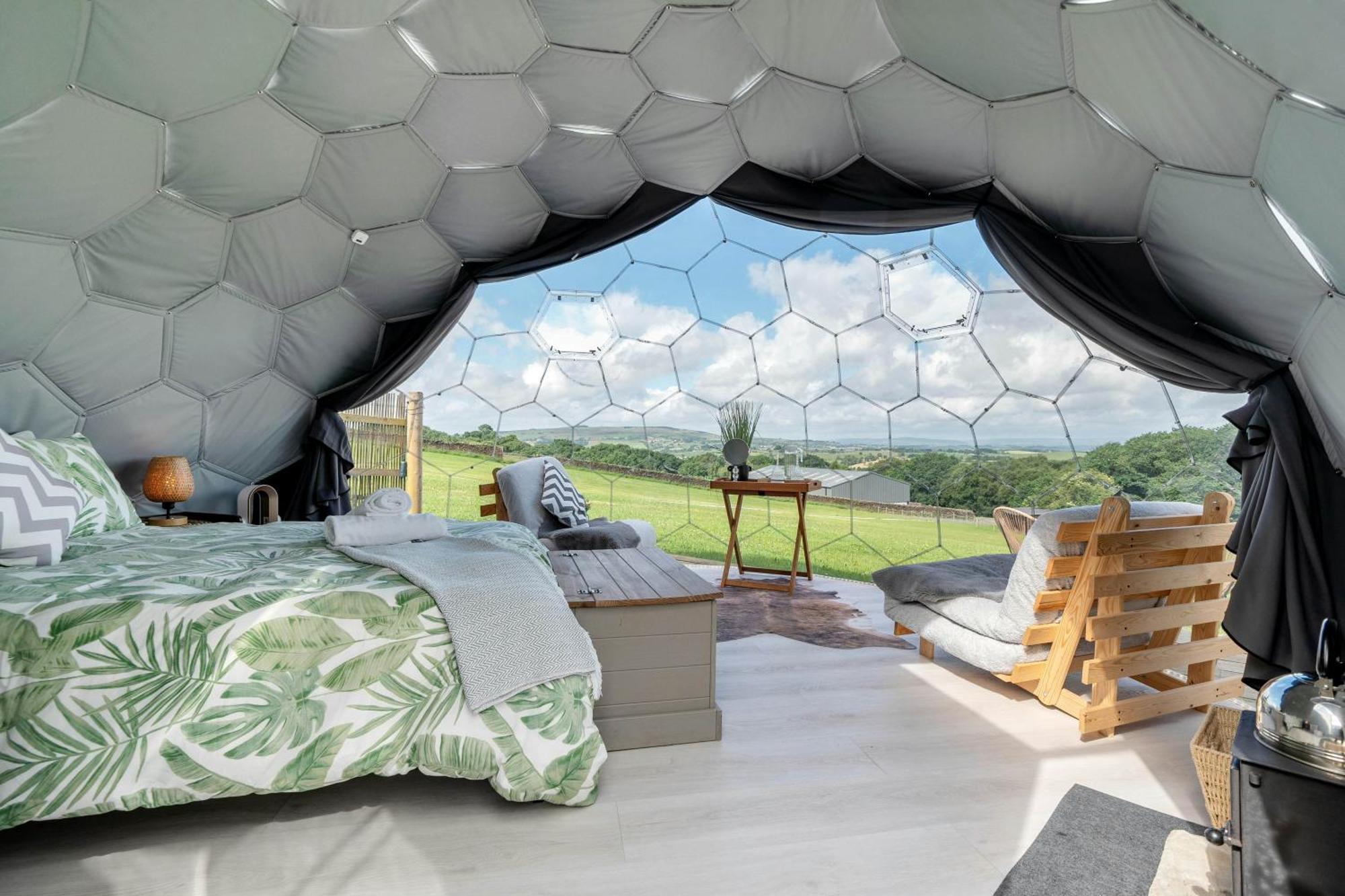 Deerstone Glamping-Pinhaw Beacon Dome Hot Tub Otel Earby Dış mekan fotoğraf